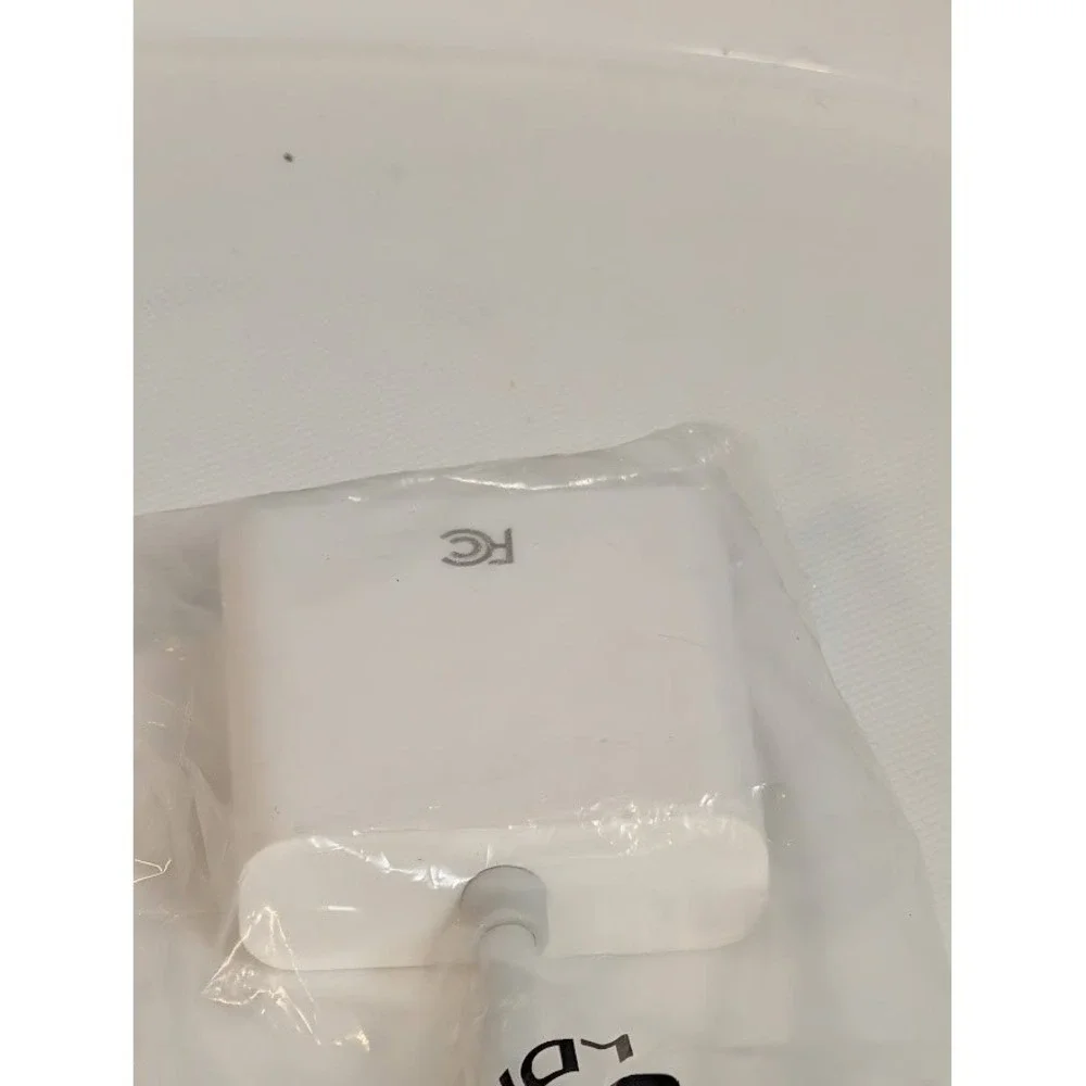 Insignia laptop home